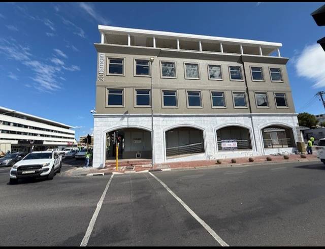 472M² OFFICE TO LET IN CLAREMONT